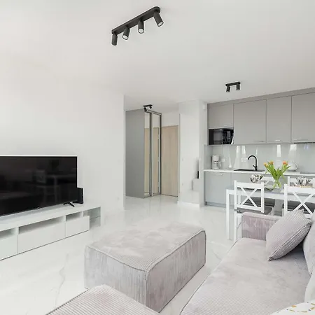 아파트 Jasny W Kolobrzegu Z Parkingiem, Balkonem I Tarasem Widokowym By Renters *